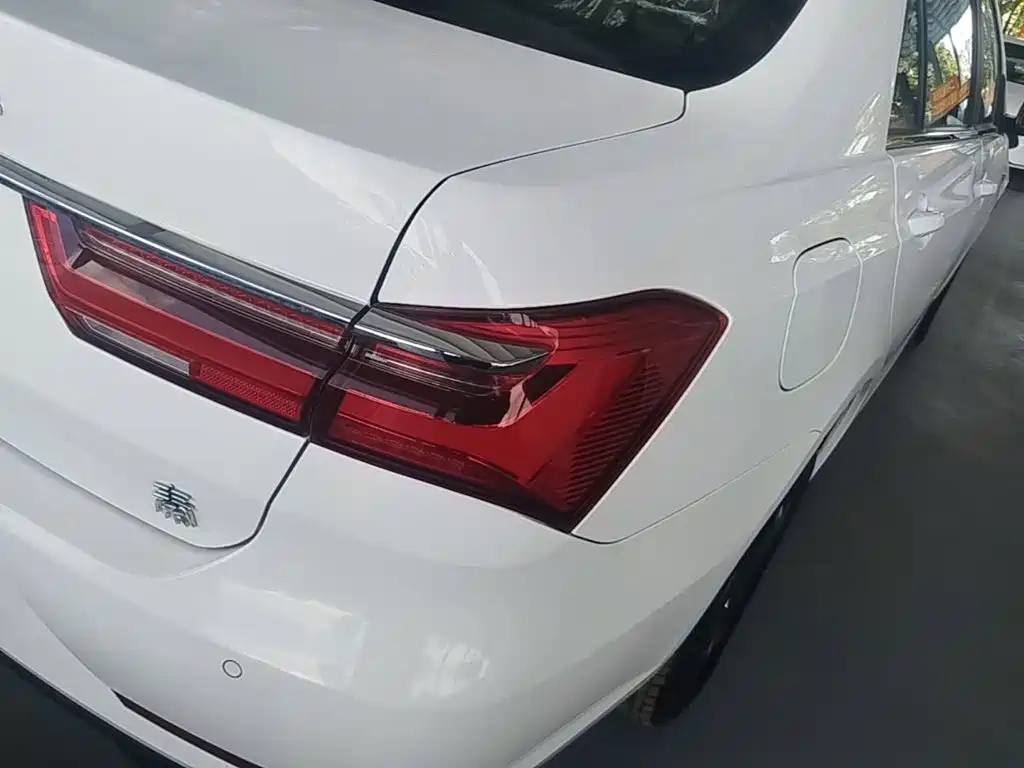 Фото 8 - BYD Qin New Energy