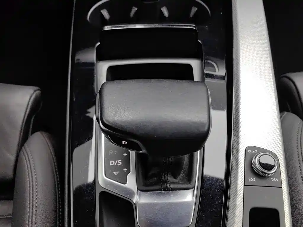 Photo 13 - Audi A5 (Import)