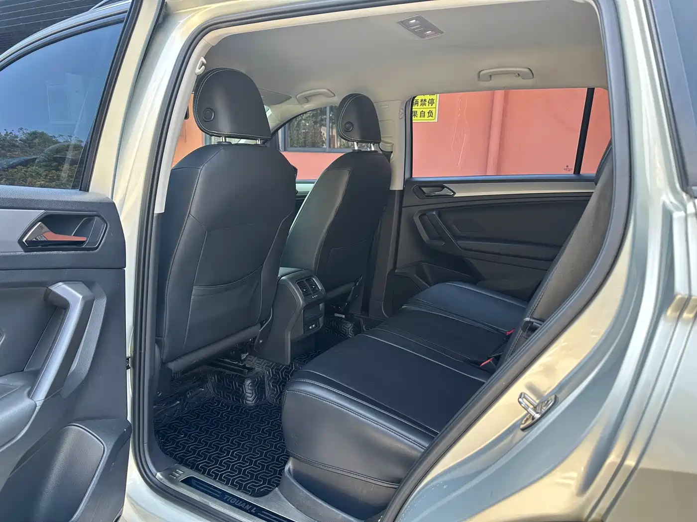 Volkswagen Tiguan L 2017 330TSI Automatic 2WD Trend Edition фото 7
