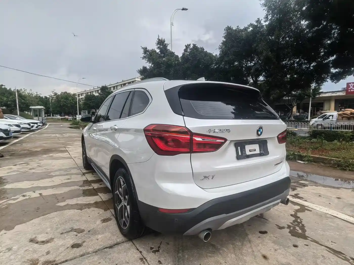 BMW X1 2019 xDrive20Li Premium Model фото 9