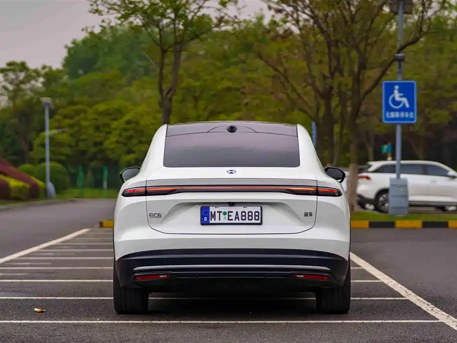 NIO NIO EC6