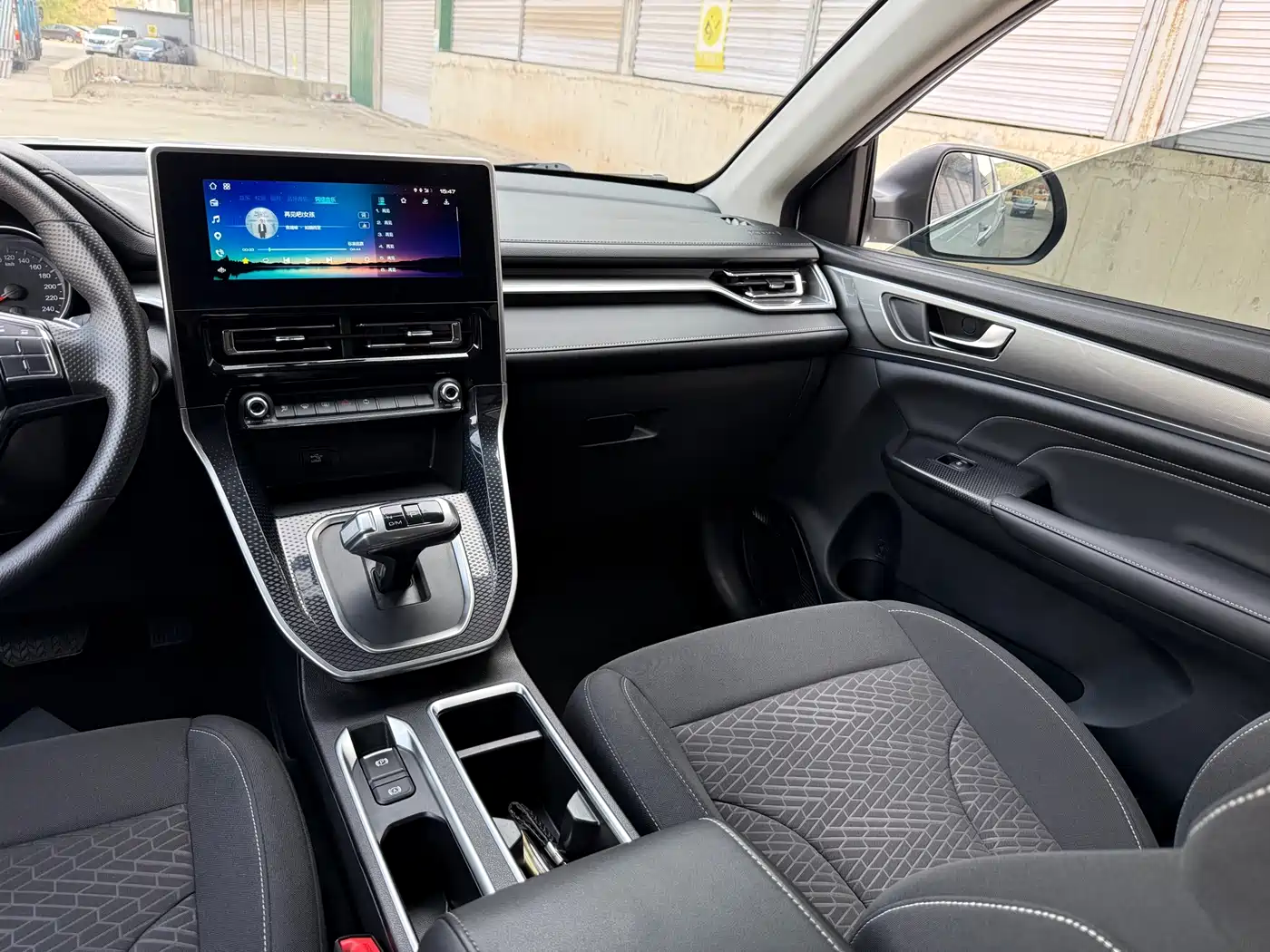 Haval M6 2023 PLUS 1.5T DCT Elite Smart Connect фото 12