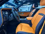 Фото 17 - Rolls-Royce Cullinan