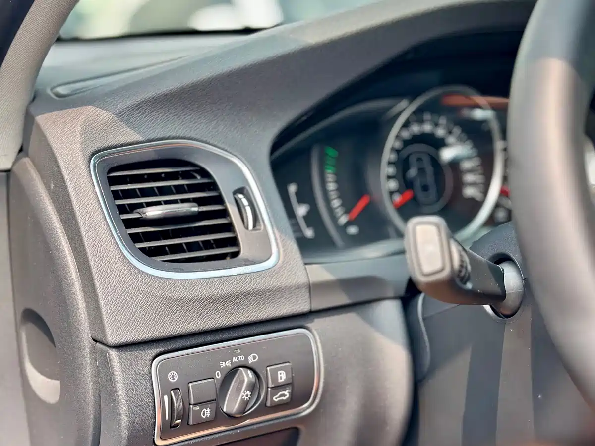 Photo 24 - Volvo S60