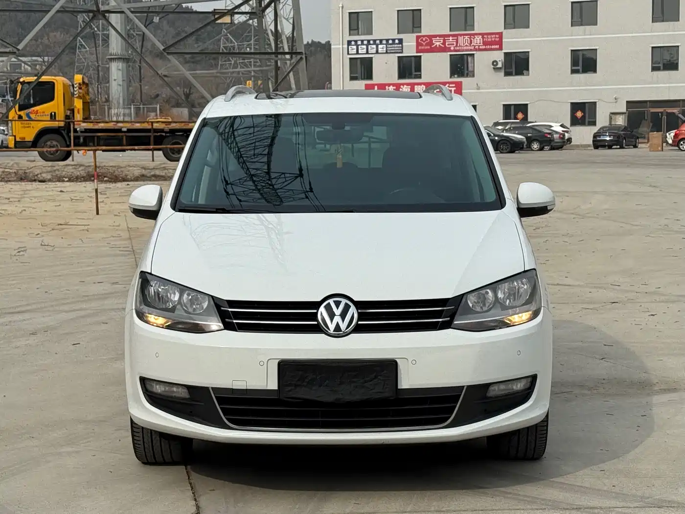 Volkswagen Sharan 2018 Facelift 380TSI Comfort 7-Seater фото 2