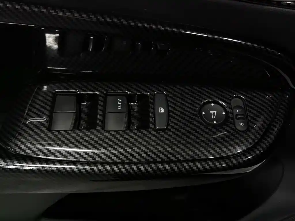 Фото 9 - Honda Fit