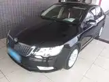 صورة 2 - Škoda Superb