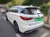 Фото 23 - BYD Song MAX