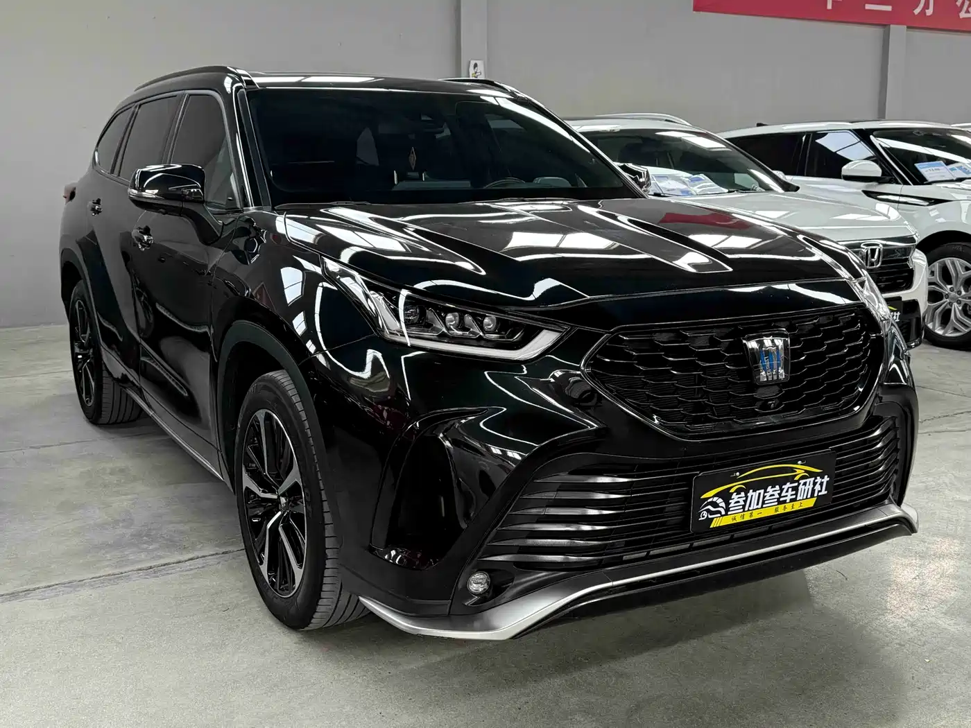 Toyota Crown Kluger 2022 2.5L HEV 4WD Luxury Edition фото 3
