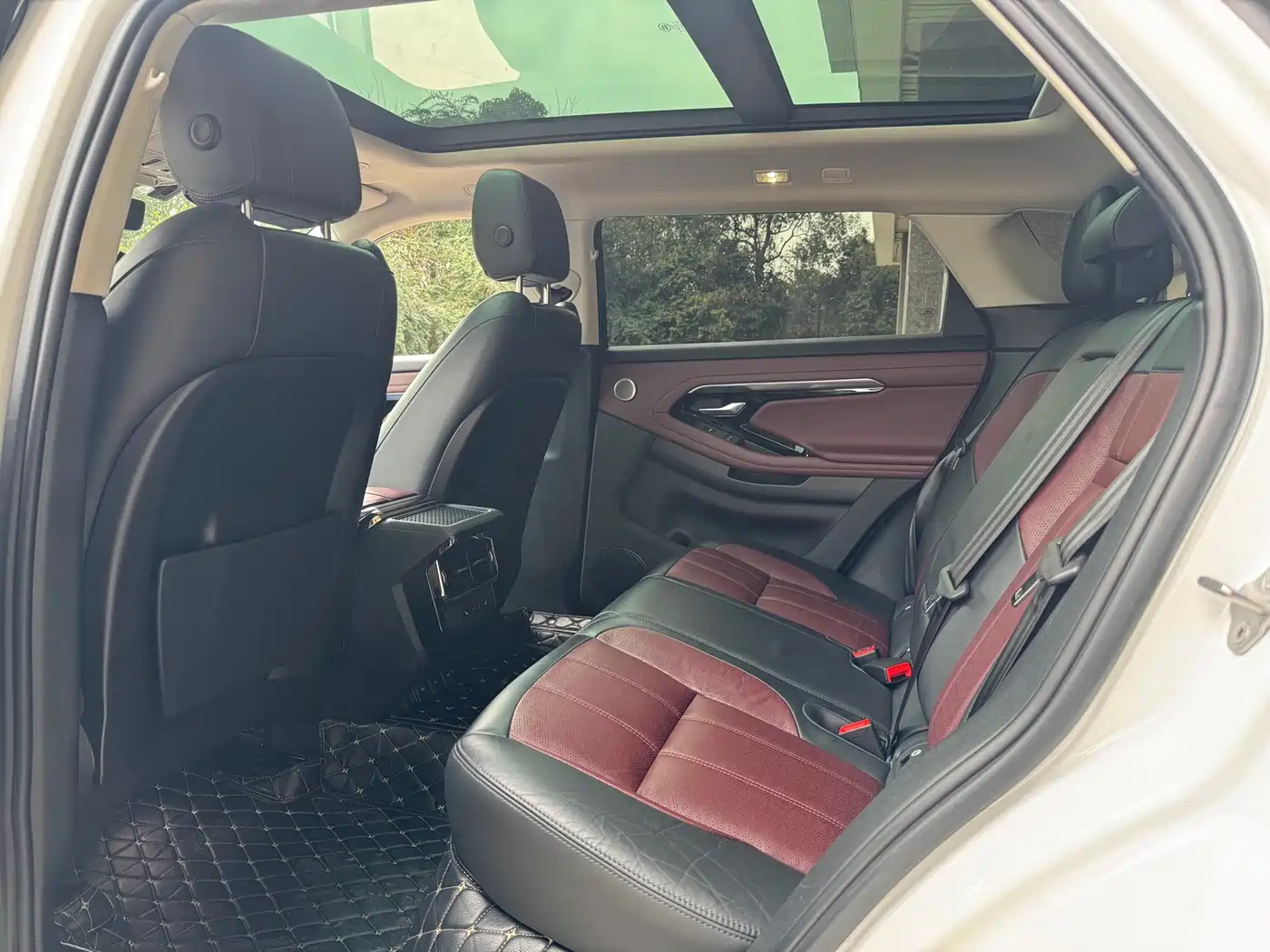 LAND ROVER RANGE ROVER AURORA