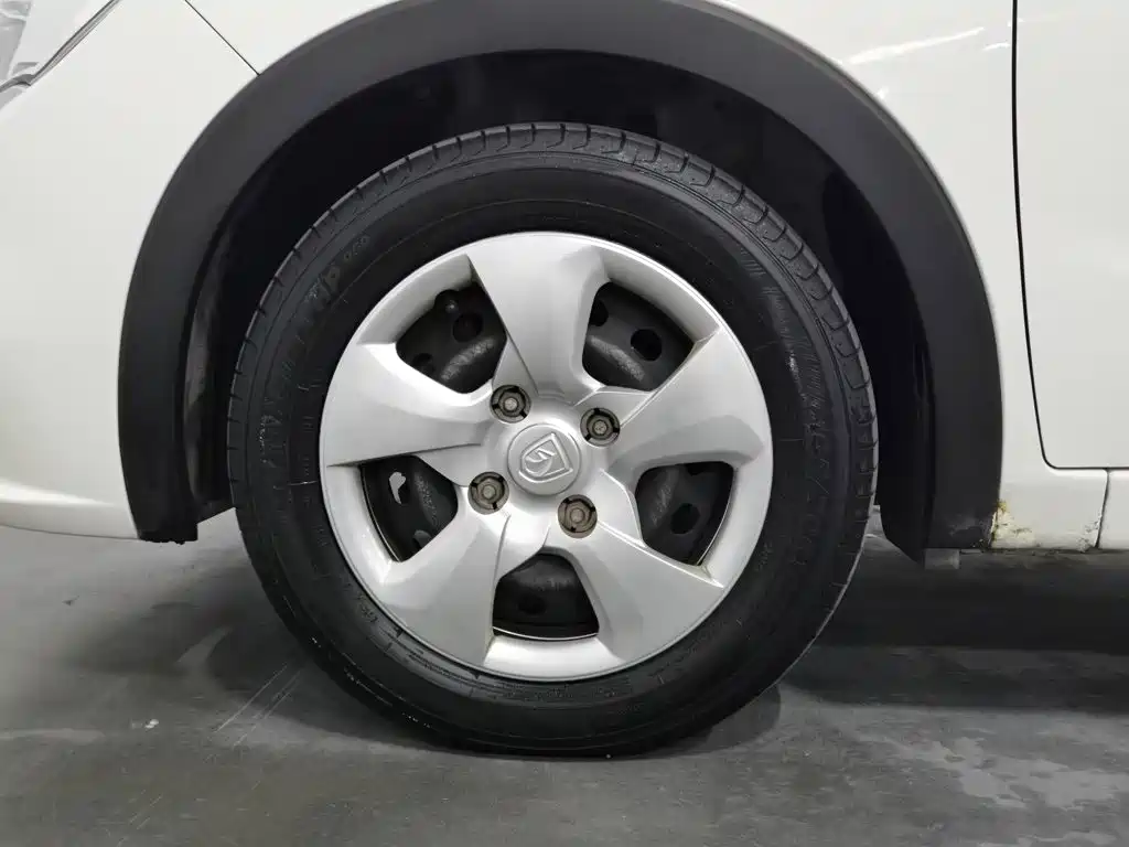 Baojun 310 2017 2016 1.2L Manual Comfort Model