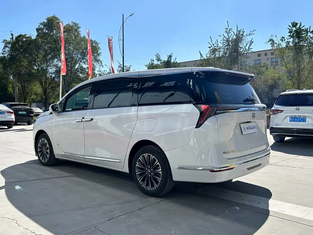 Buick GL8 2026 2025 Landfirst Premium Edition