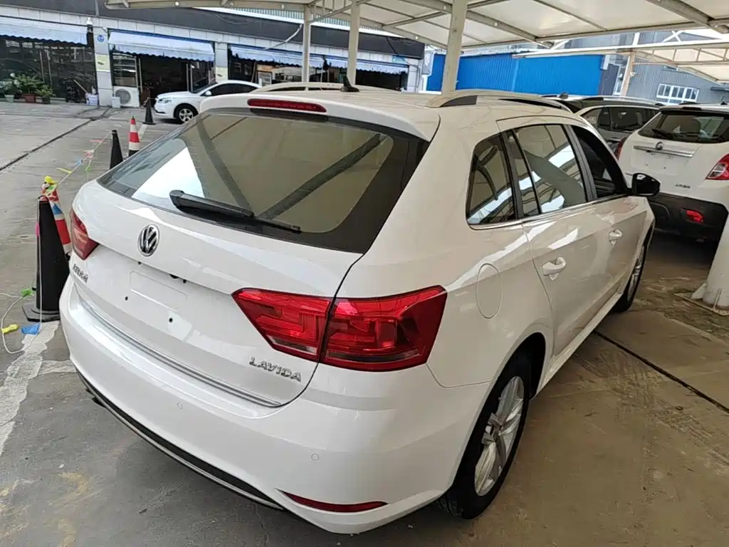 Volkswagen Lavida Tour 2019 2017 230TSI DSG Comfort Edition