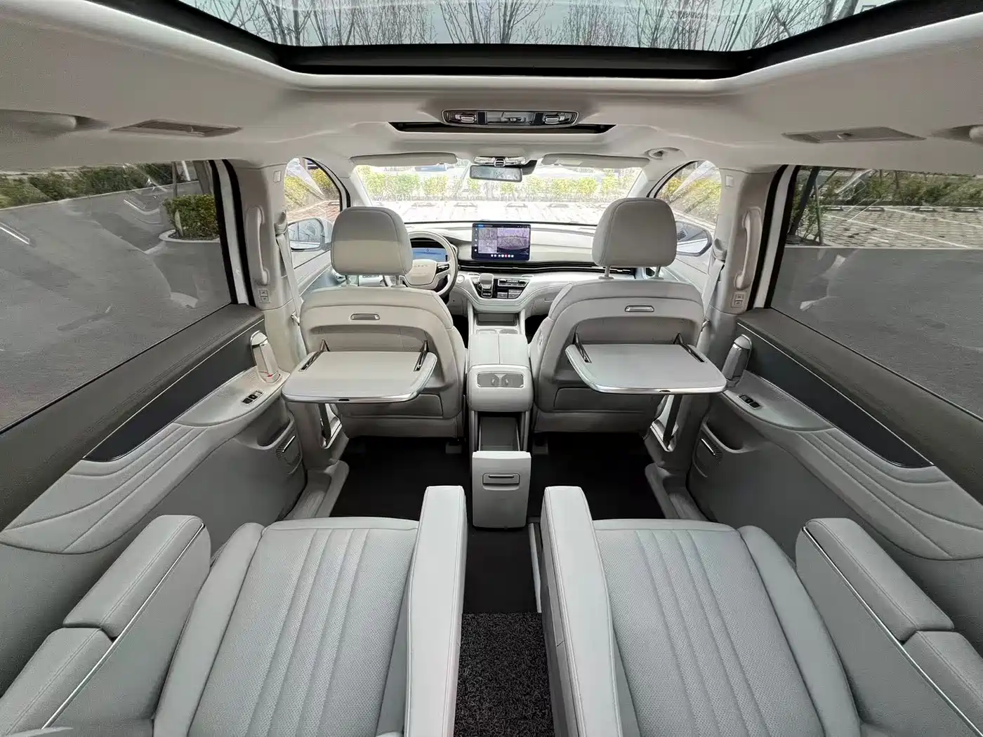 ROEWE IMAX8 NEW ENERGY