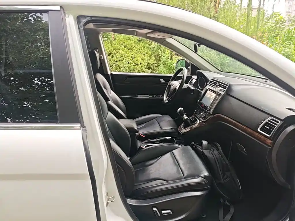 Фото 25 - Haval H6