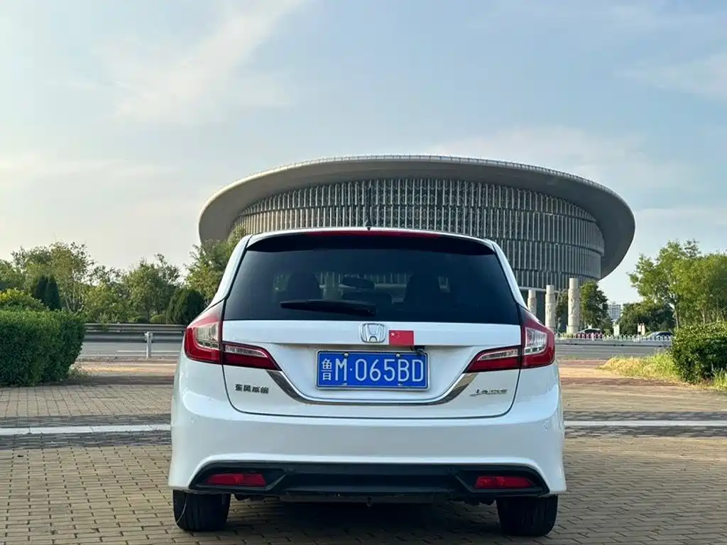 Honda Jade 2013 2013 1.8L Automatic Comfort Edition 5-seater