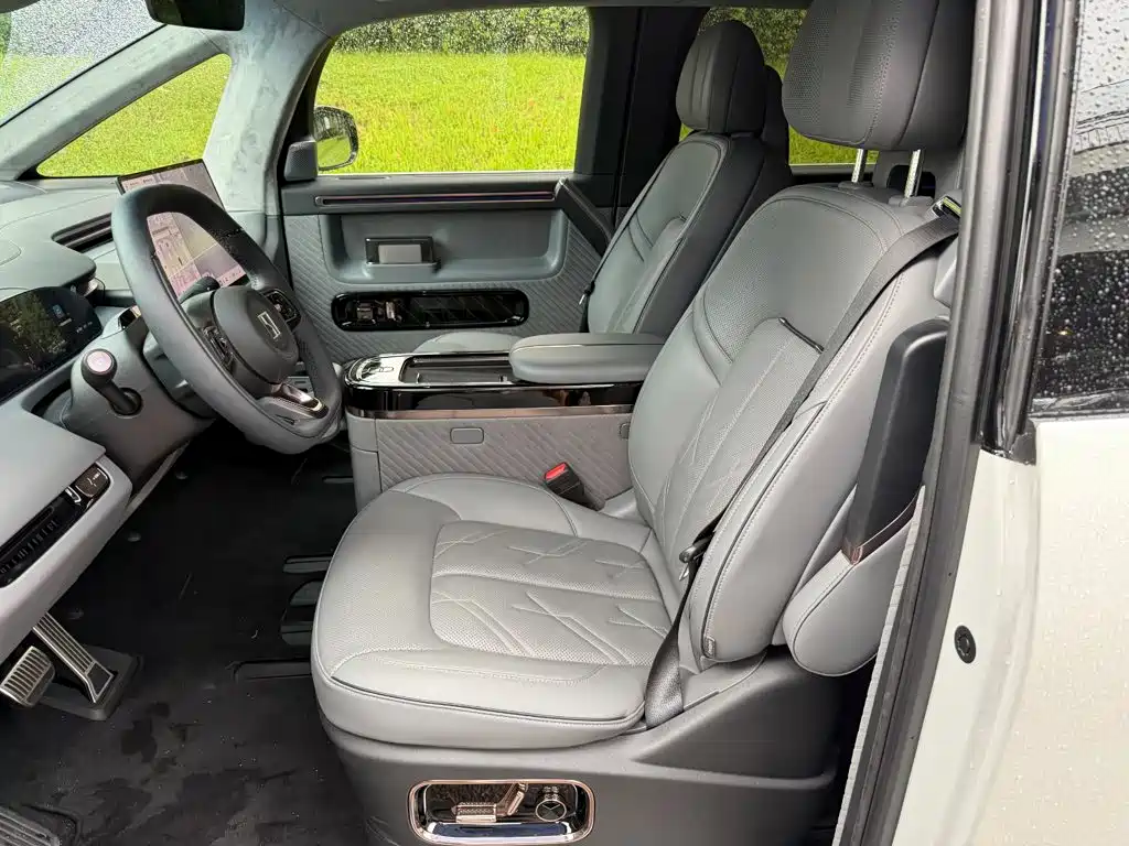 ZEEKR MIX 2025 2025 Smart Driving Edition