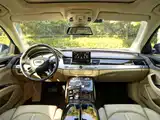 Photo 27 - Audi A8
