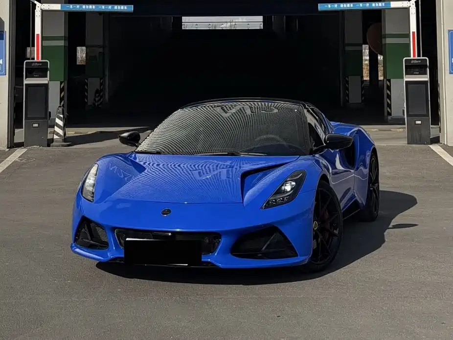 Lotus Cars EMIRA 2021 2.0T DCT First Edition фото 3