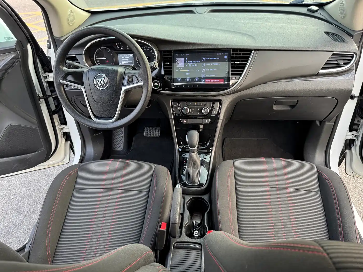 Photo 12 - Buick Encore