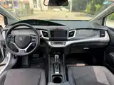 Фото 6 - Honda Jade