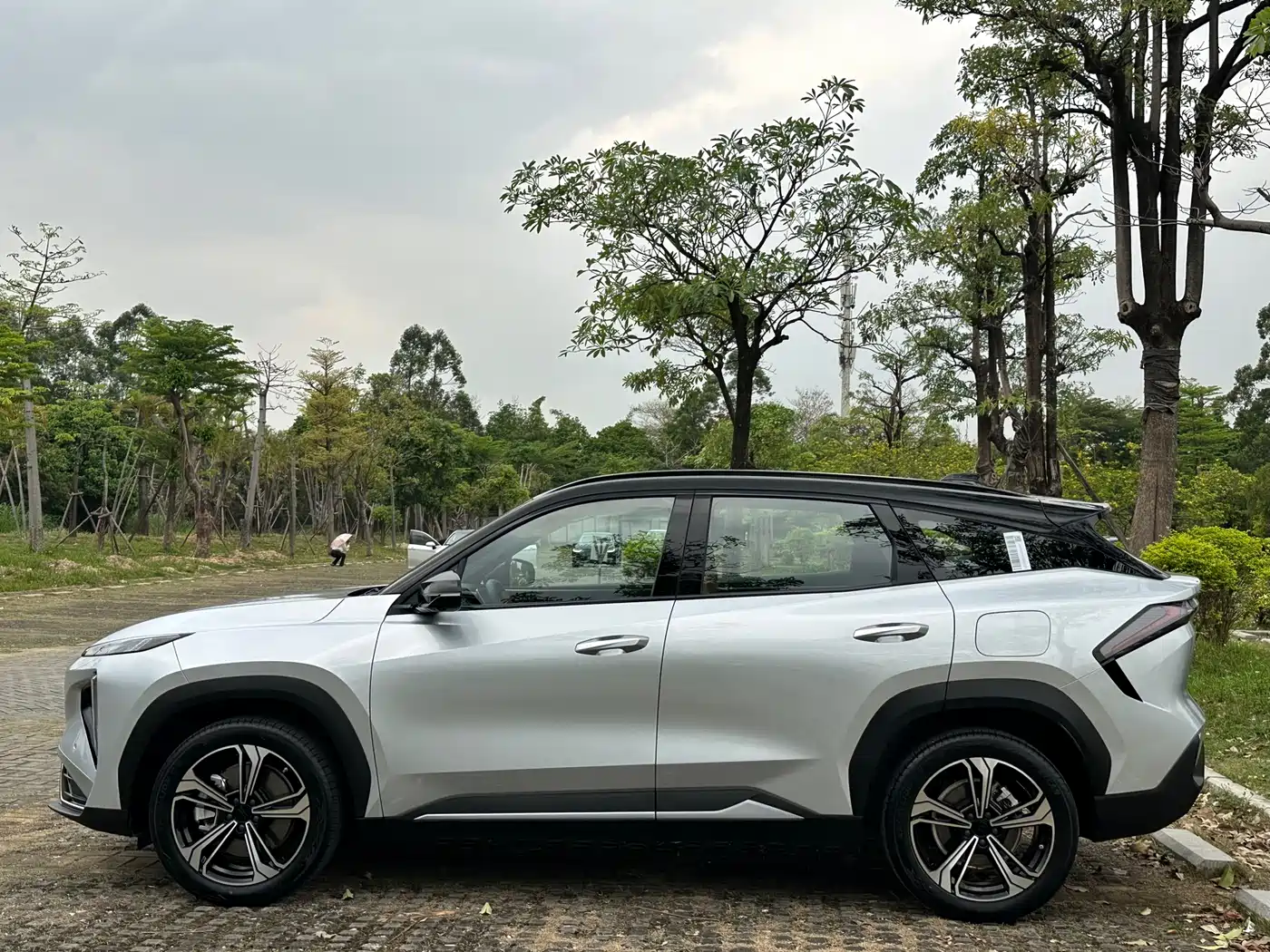 Geely Galaxy Galaxy L7 2025 EM-i 115km Explorer+ Edition фото 26