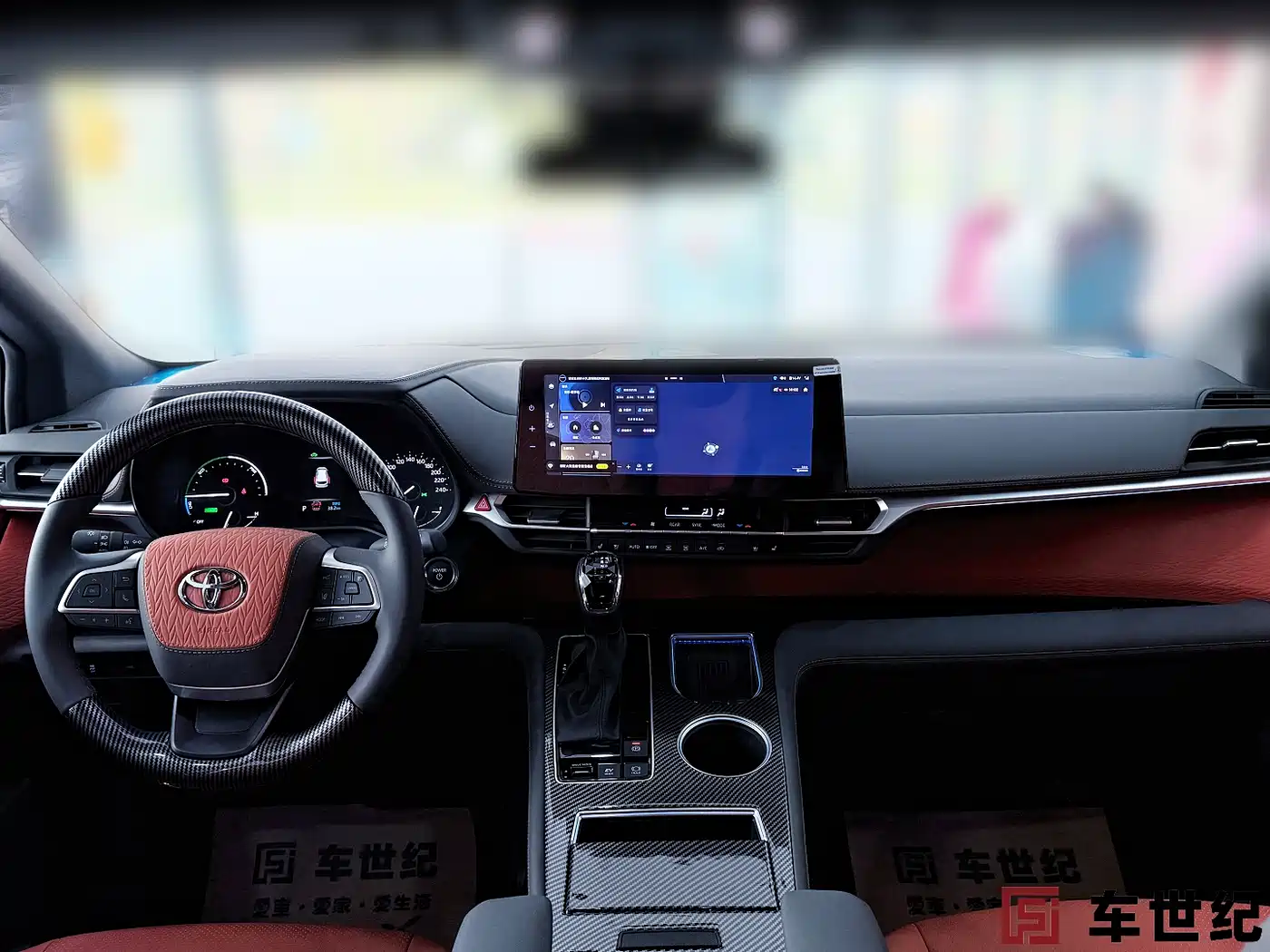 Toyota Granvia 2024 2.5L Hybrid Comfort фото 8