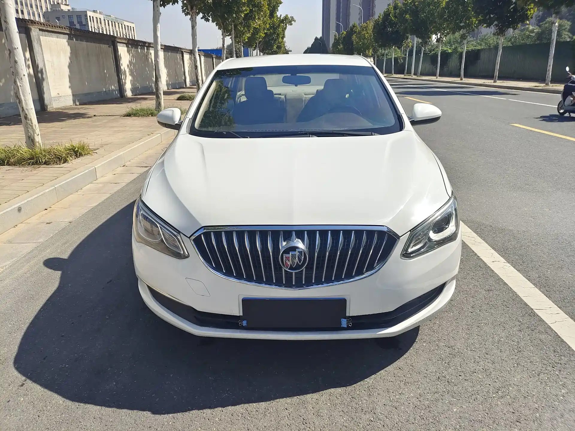 Фото 2 - Buick Excelle