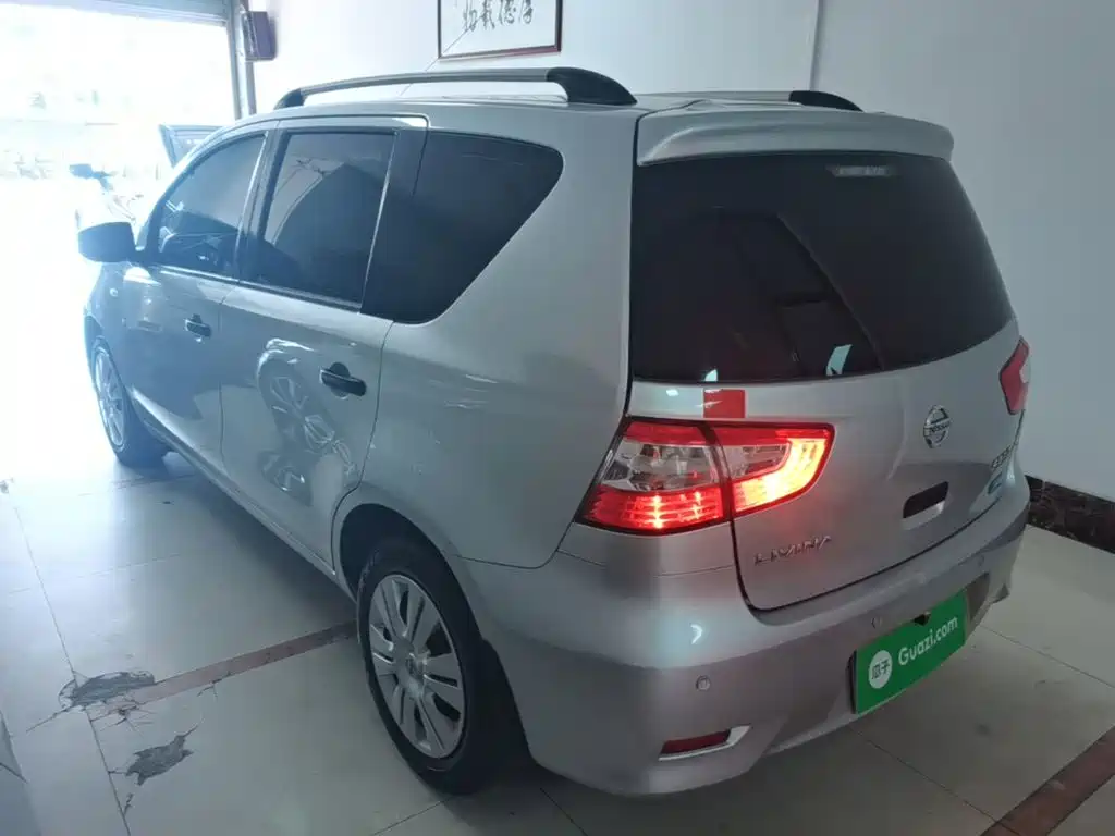 Nissan Livina 2016 2015 1.6XE CVT Comfort Edition