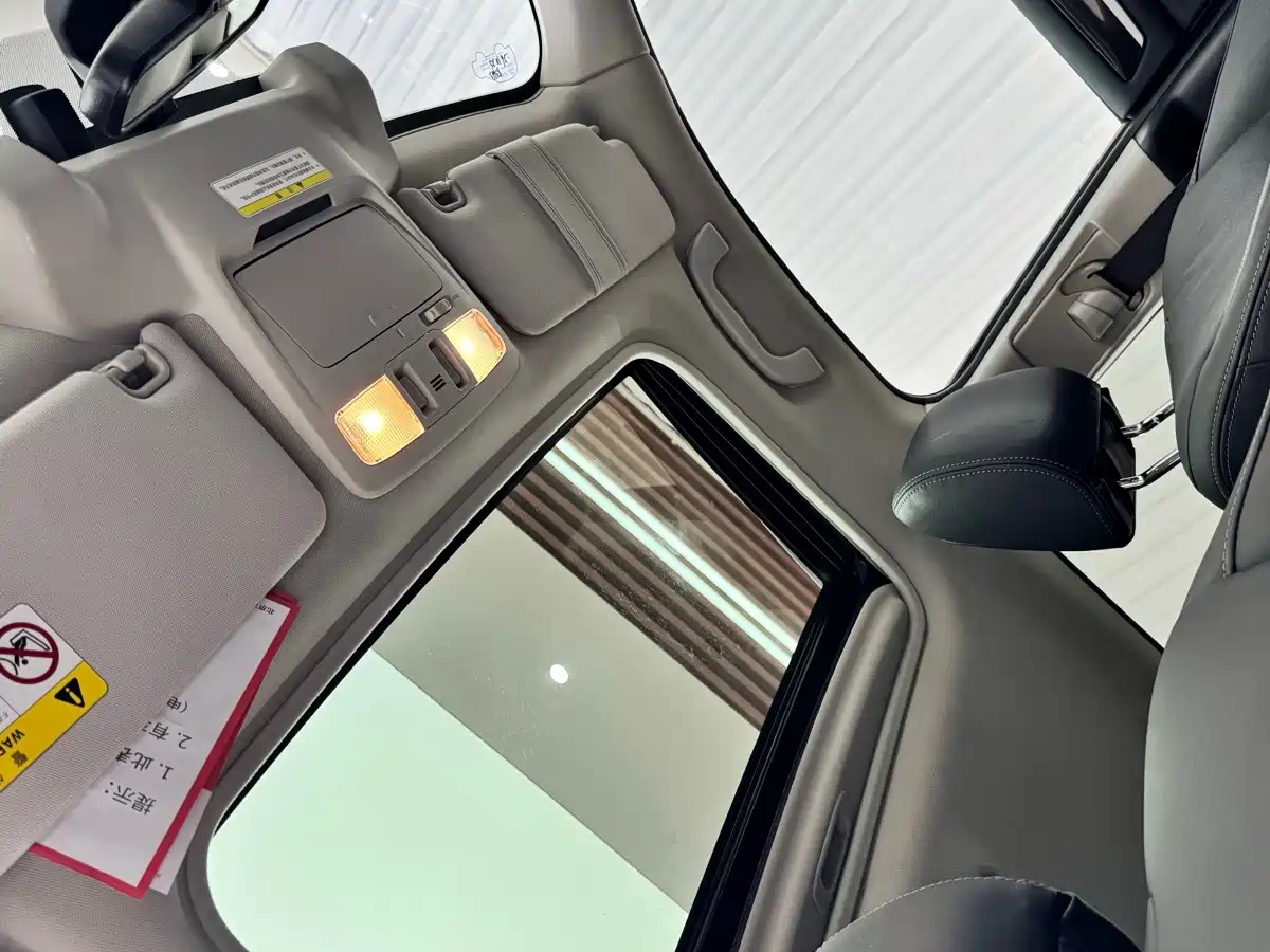 Subaru Outback 2019 2018 2.5i Luxury Navigation EyeSight