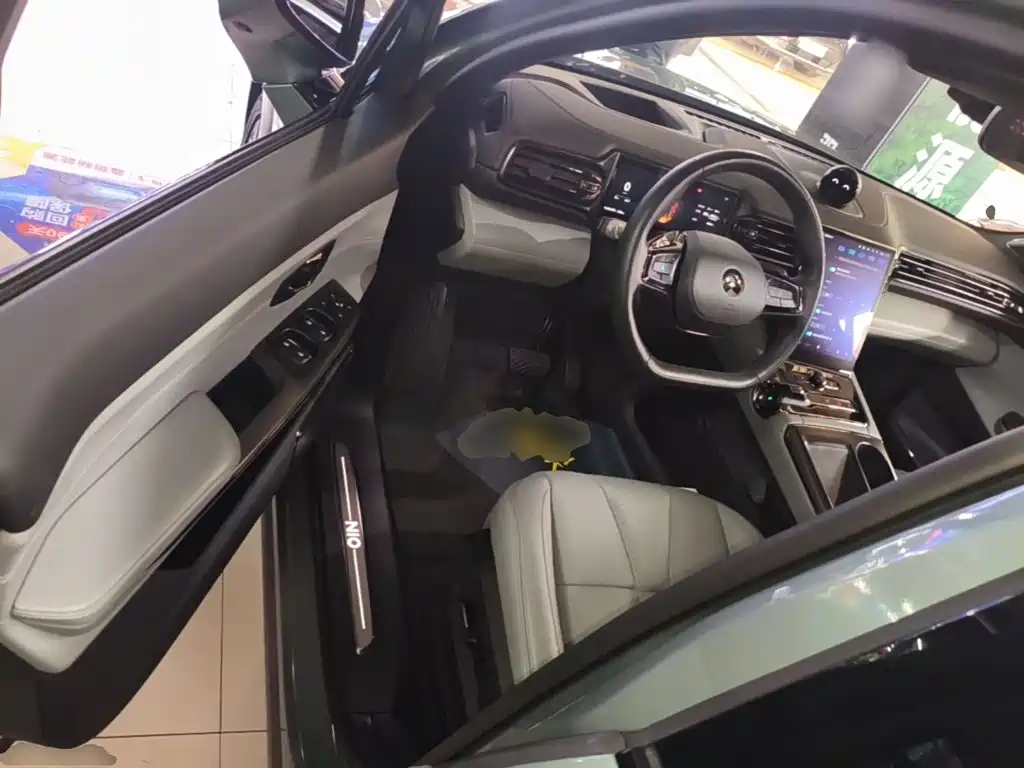 NIO ES8 2022 2020 580KM 6-Seater