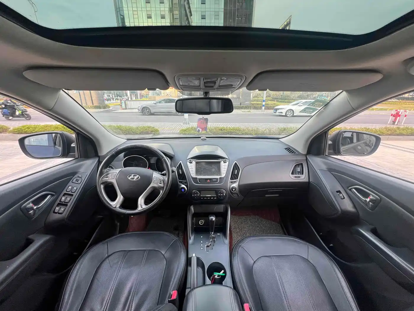 Hyundai Beijing Hyundai ix35 2012 2.0L Automatic 2WD GLS Elite фото 10