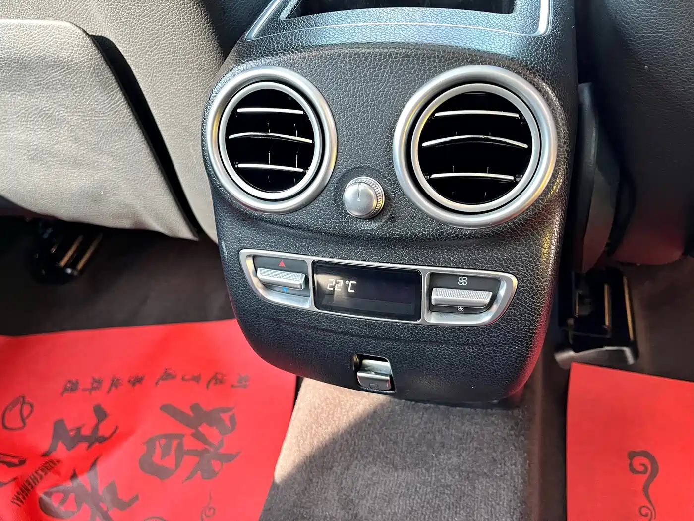 Mercedes-Benz GLC 2020 Facelift GLC 300 L 4MATIC Dynamic фото 18