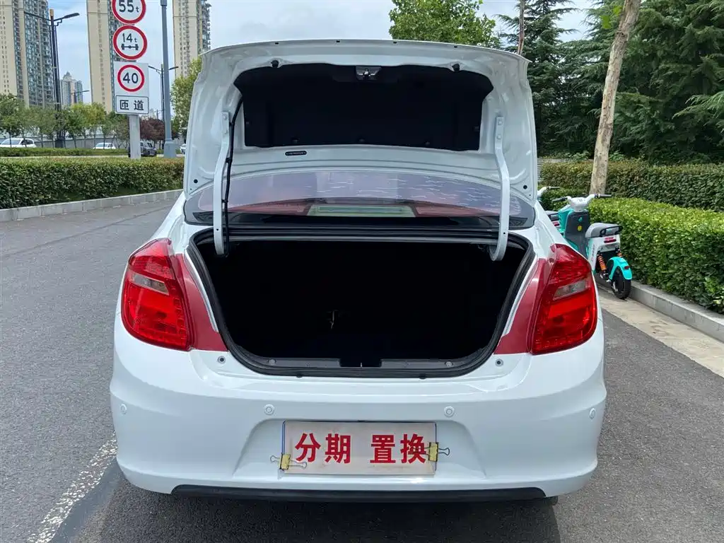 Chery E3 2015 2015 1.5L Manual Smart Edition