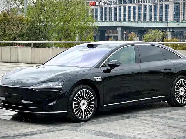 AITO ENJOY THE WORLD S9