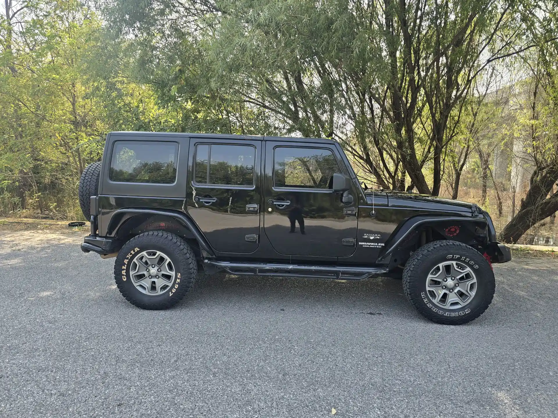 Photo 11 - Jeep Wrangler