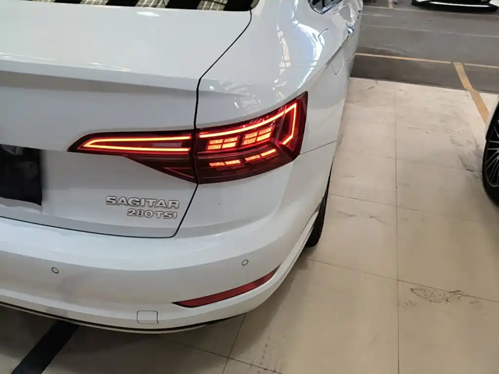 Volkswagen Sagitar, миниатюра 8