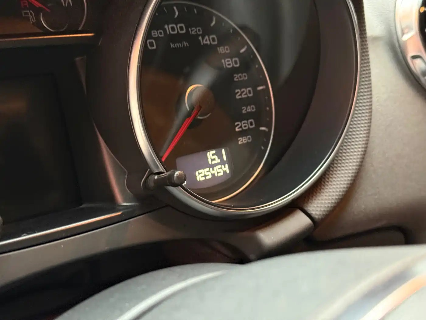 Audi TT 2011 TT Coupe 2.0TFSI quattro фото 10