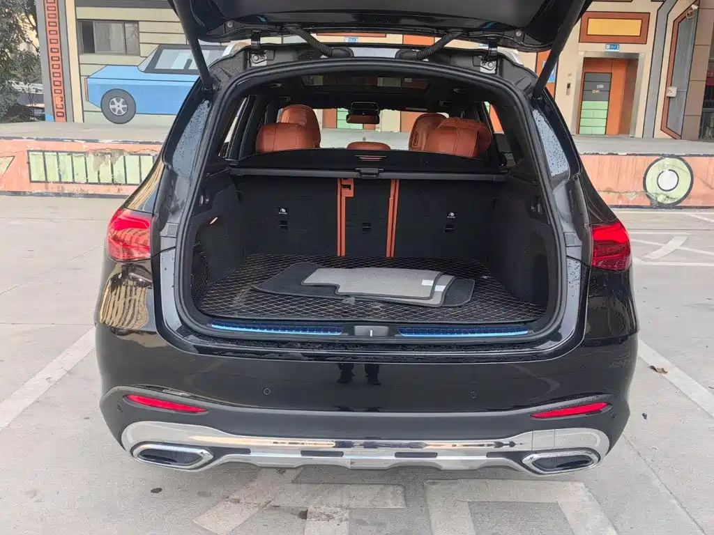 Фото 20 - Mercedes-Benz GLC
