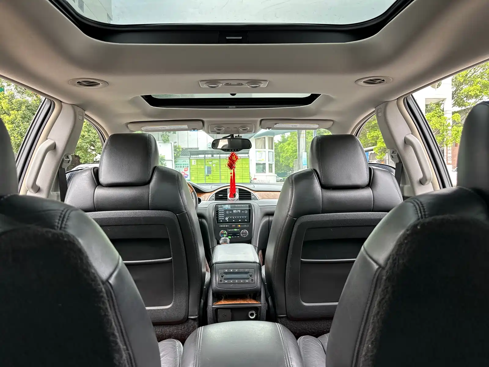 Фото 11 - Buick Enclave