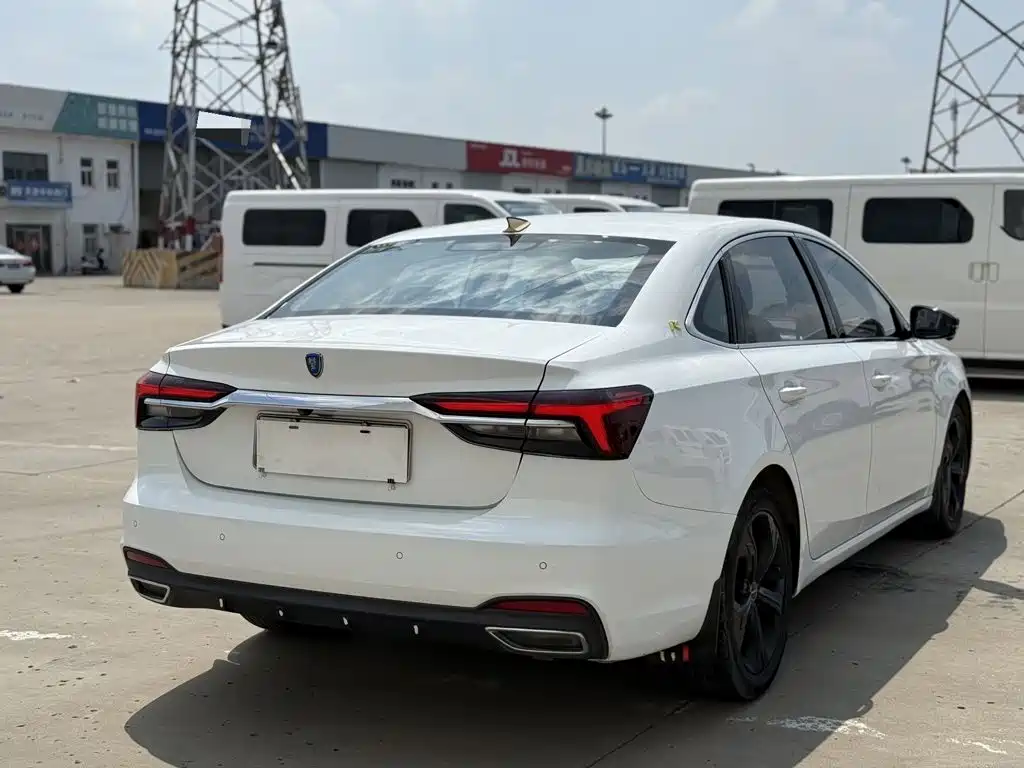 Roewe i6 MAX EV 2021 2020 Model 1.5T PHEV Cool Edition