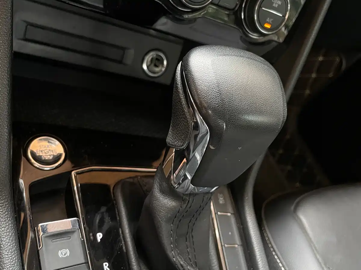 Volkswagen Tiguan L 2018 280TSI Automatic 2WD Comfort фото 11