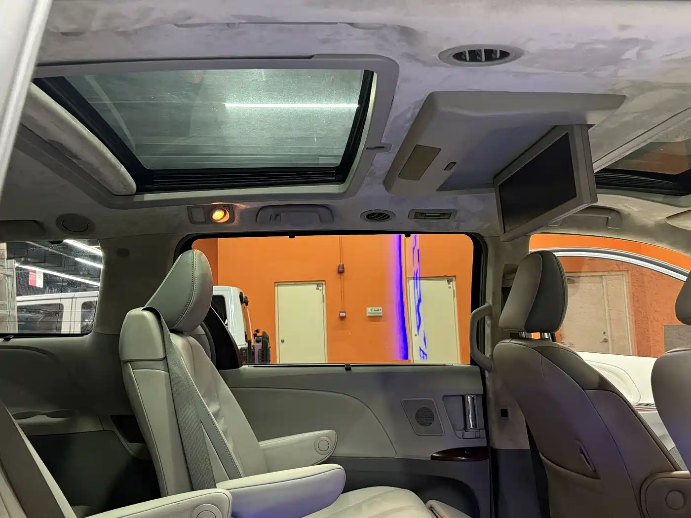 Toyota Sienna 2014 2013 3.5L 4WD Automatic