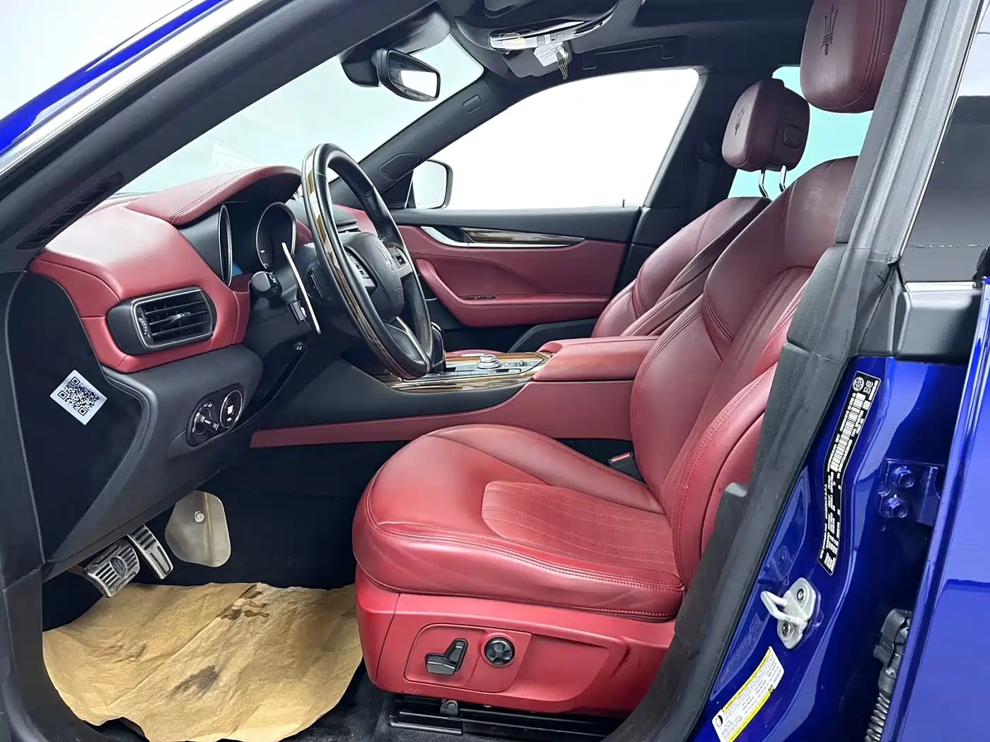 Photo 4 - Maserati Levante