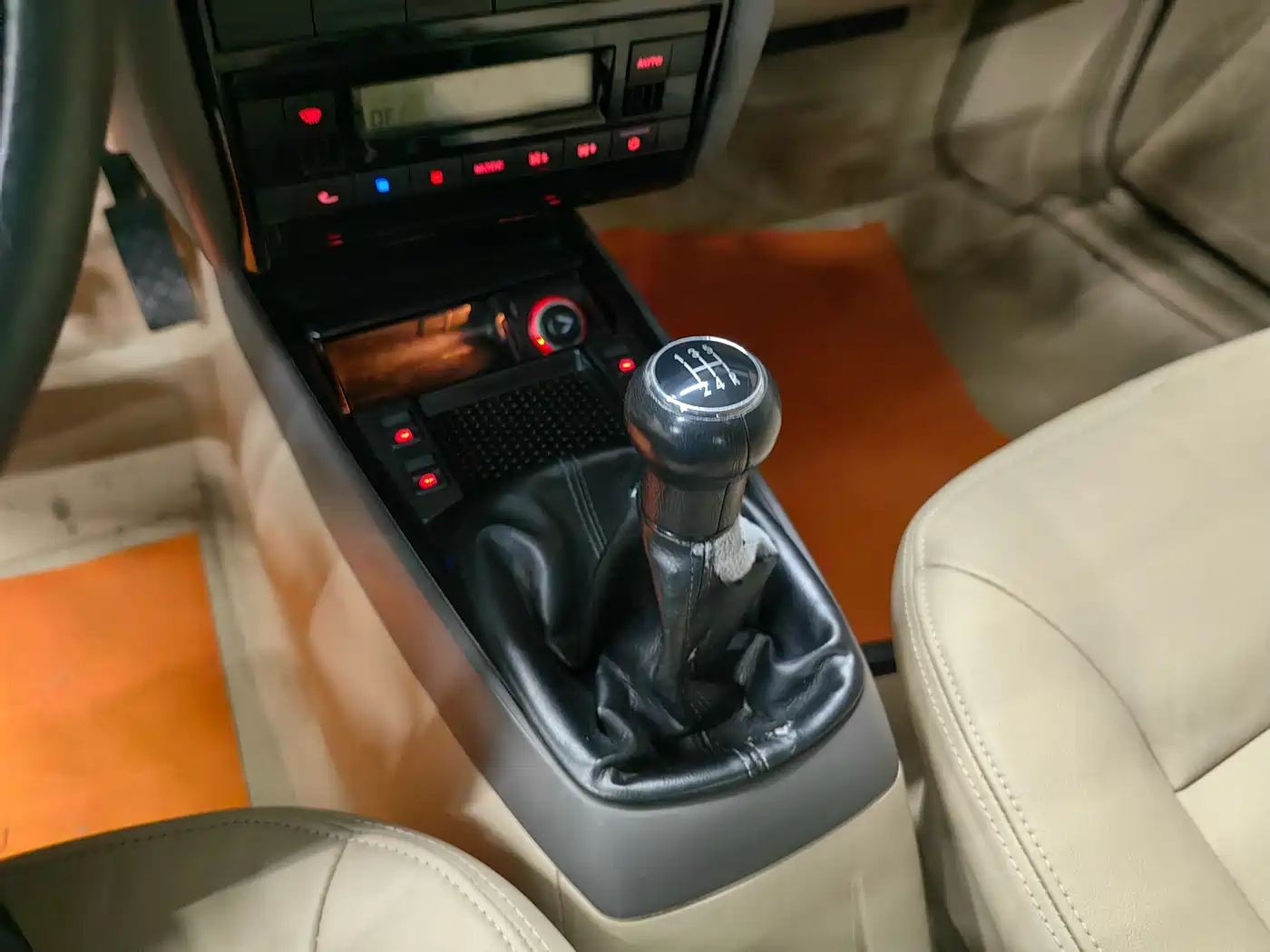 Volkswagen Santana Vista 2010 1.6L Manual Comfort фото 9