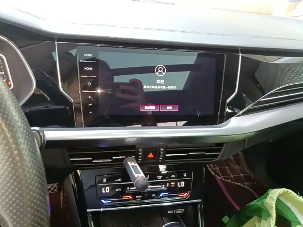 صورة 13 - Volkswagen Passat