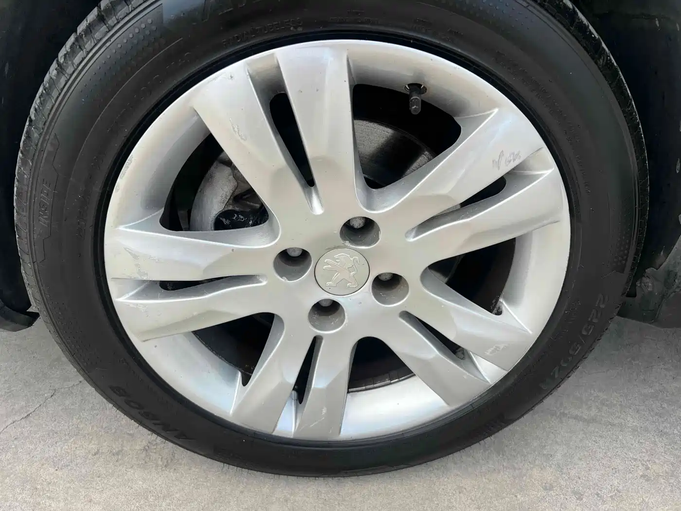 Peugeot 3008 2015 2.0L Automatic Trend Edition фото 18