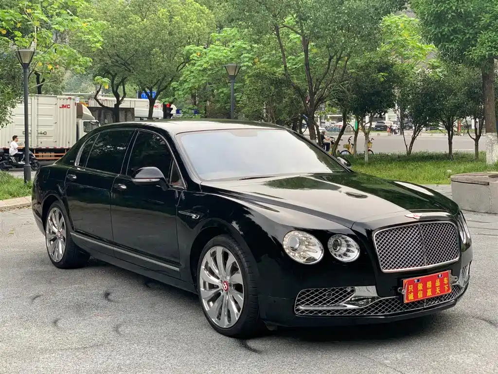 Bentley Flying Spur 2012 2010 6.0T 4-seater Version
