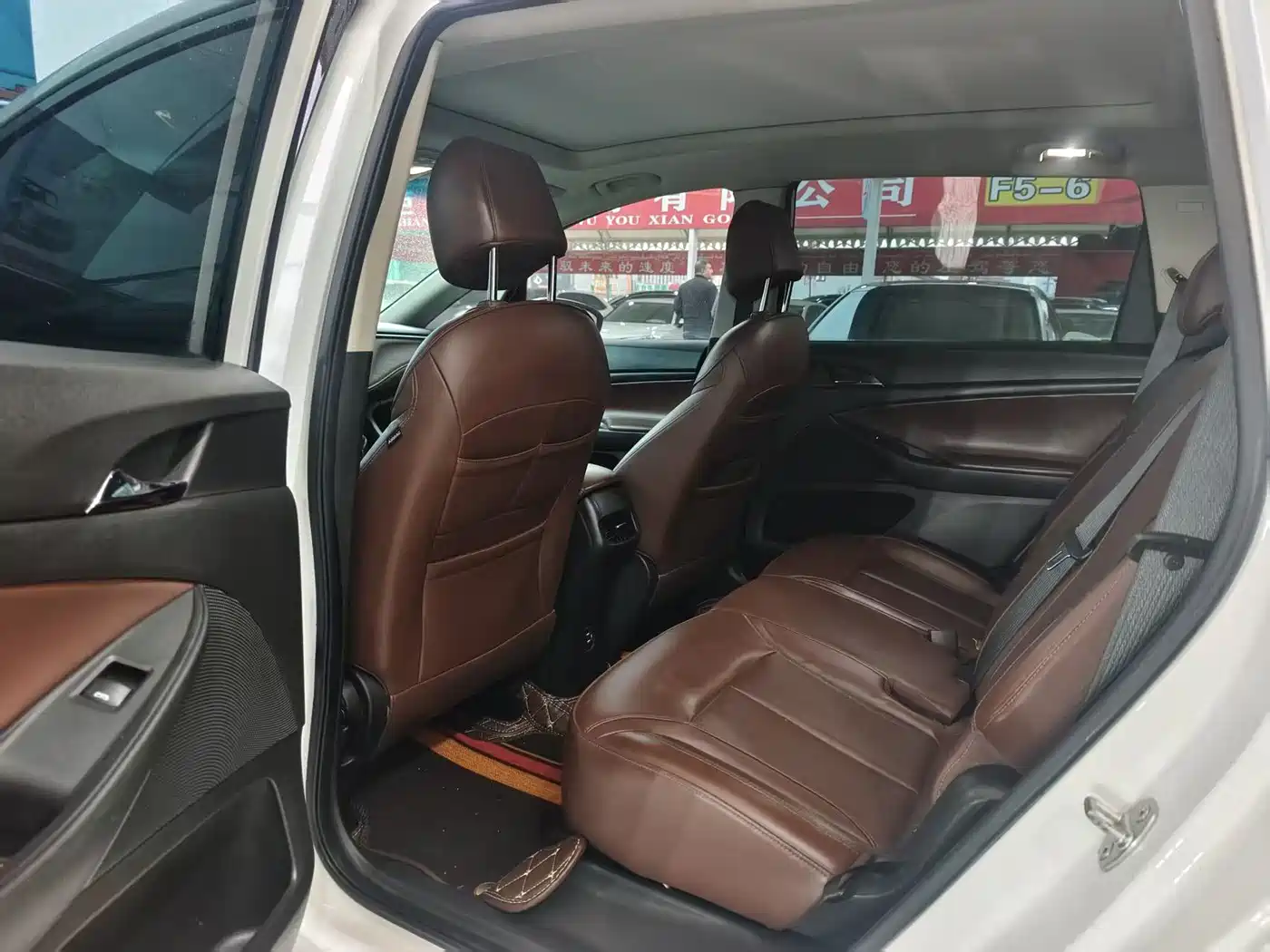 Buick GL6 2018 18T 5-Seat Luxury Edition фото 5