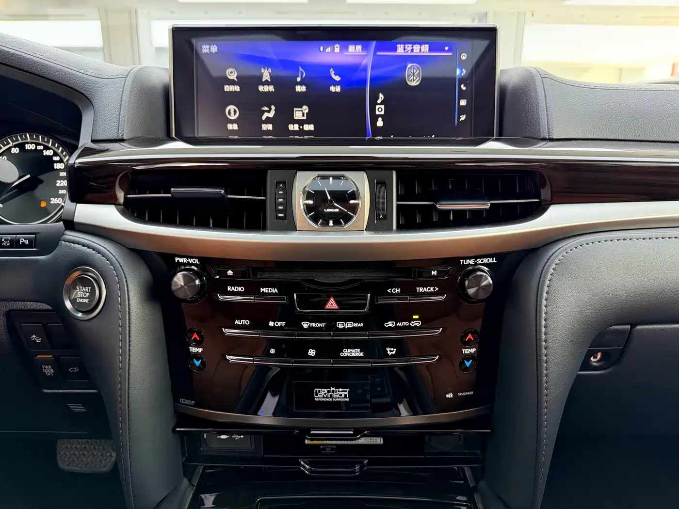 Lexus LX 2019 570 Prestige Luxury Edition фото 9